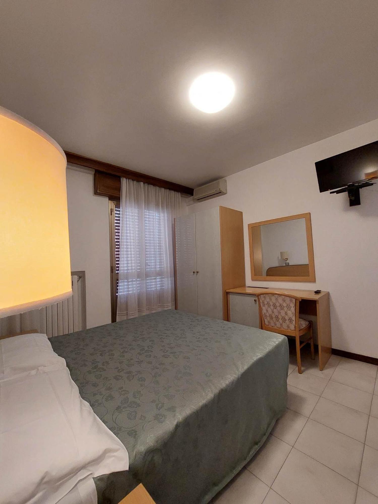 Hotel Nettuno Roseto Degli Abruzzi
