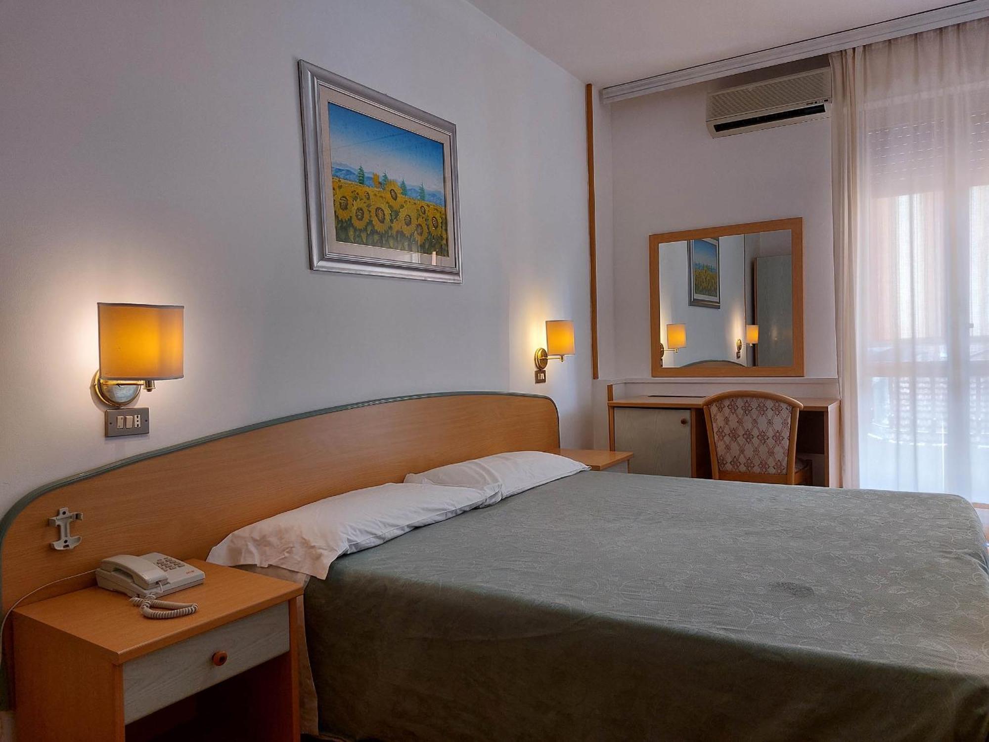 Nettuno Hotel 3*